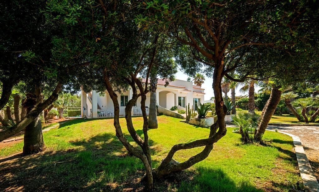 Villa Sapore Di Sale Alliste Exterior photo